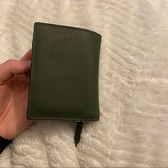 Kate Spade wallet - Picture 2 of 6